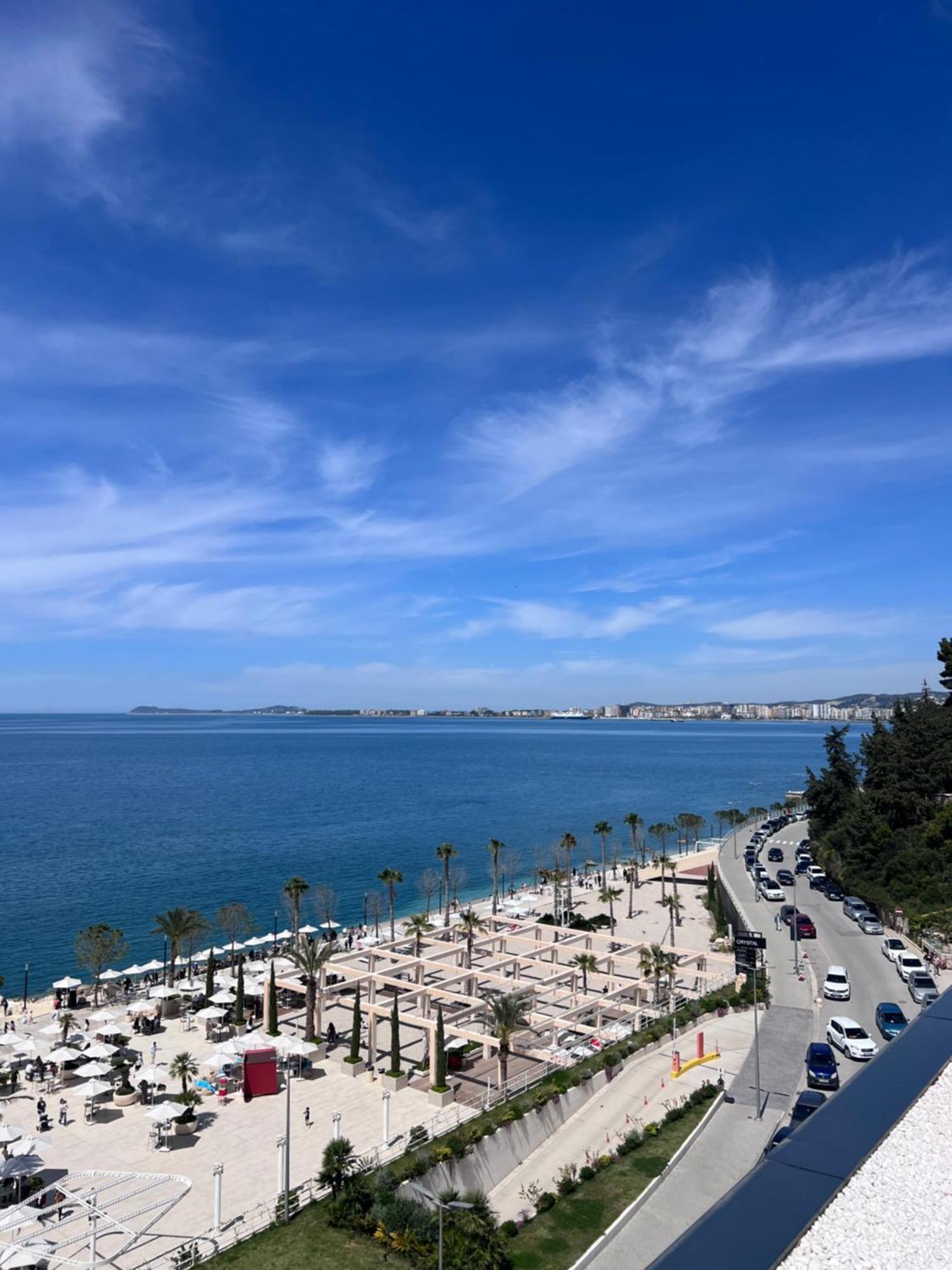 Soleil Apartment With Sunbed & Umbrella Vlore Exterior photo